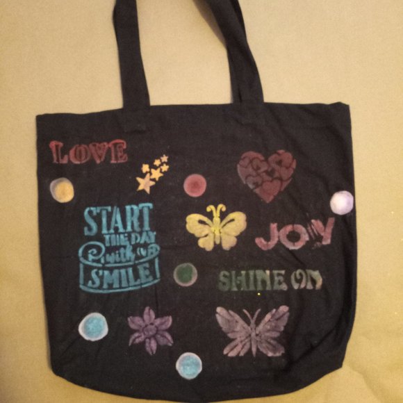 Fancy and Unique - Picture 15 of 16